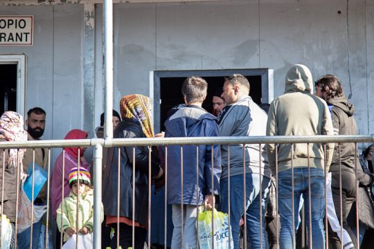 Δύσκολη νύχτα στo ΚΥΤ της Σάμου