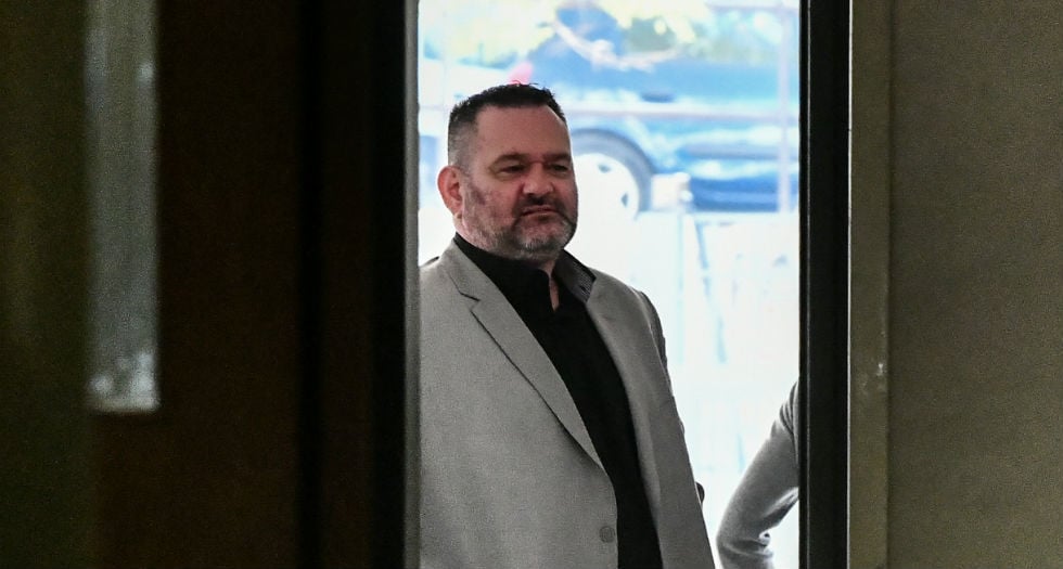 Ο Λαγός διέγραψε τον… Πλεύρη