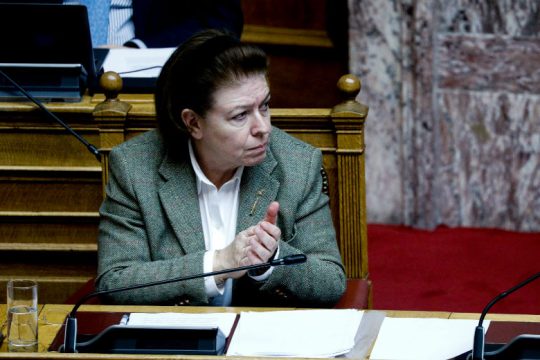 Χρόνια είχαμε να «θαυμάσουμε» υπουργό σαν τη Λίνα Μενδώνη