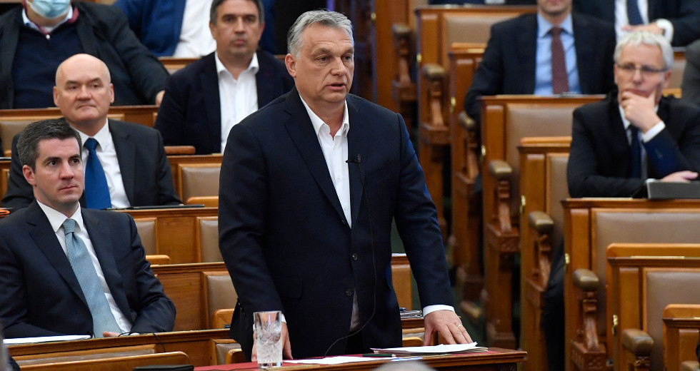 Καραντίνα για… όσο θέλει ο Όρμπαν στην Ουγγαρία