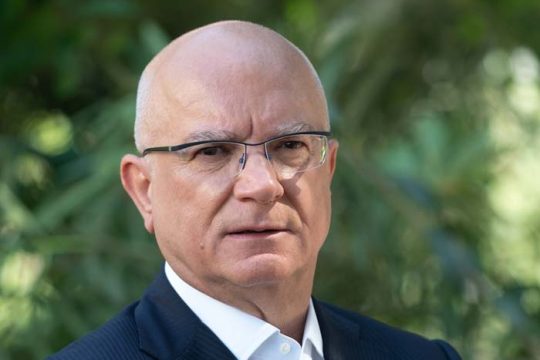 Κάλπες ή ΜΕΘ;