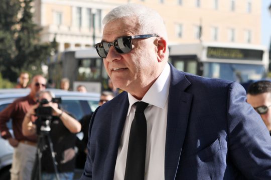 «Καμπάνα» σε ΑΕΚ και Μελισσανίδη