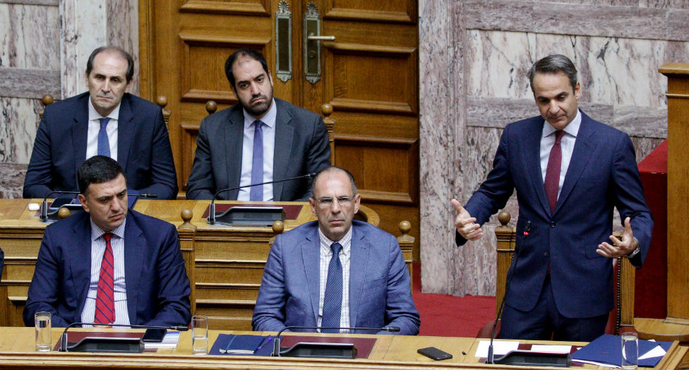 Η «ανοσία της αγέλης» από το παράθυρο…