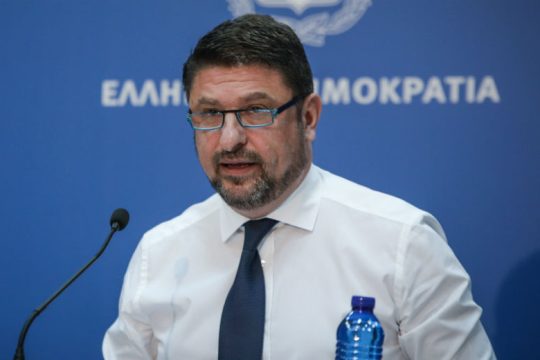«Μέχρι την Κυριακή μένουμε σπίτια μας, από Δευτέρα κινούμαστε προσεκτικά»