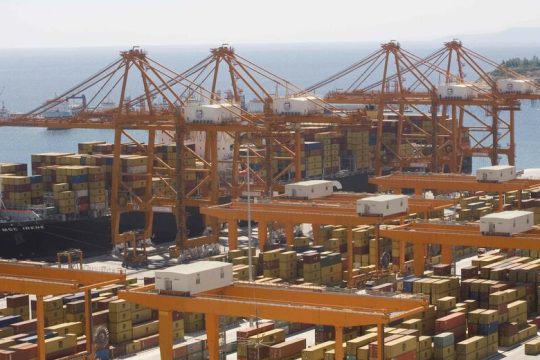 Αντιδράσεις για τη λειτουργική ενοποίηση στις 3 προβλήτες του ΟΛΠ