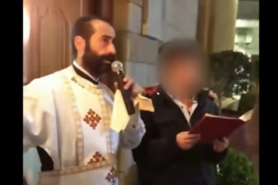Εικόνες ντροπής ξανά στην Κρήτη: Ανάσταση με… πολυβόλα