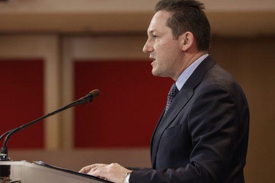 Στ. Πέτσας: Σταδιακή η επάνοδος στην οικονομική δραστηριότητα