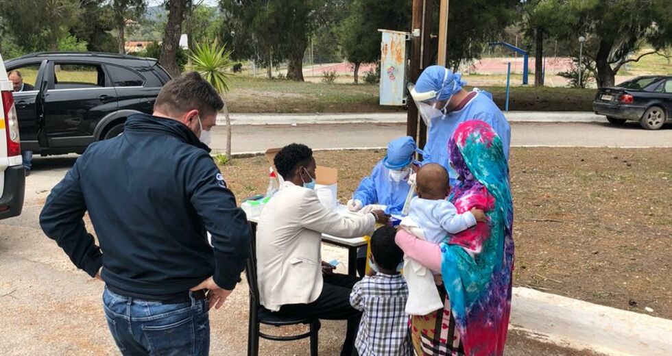 Θετική στον κορονοϊό έγκυος σε ξενοδοχείο ευάλωτων προσφύγων στο Πόρτο Χέλι