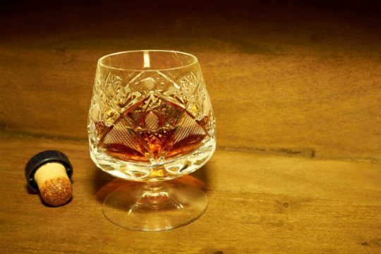 Τσουγκρίζοντας μέσα από το τηλέφωνο