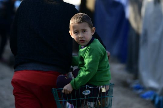 Ξεκινάει η μεταφορά προσφυγόπουλων σε Γερμανία και Λουξεμβούργο