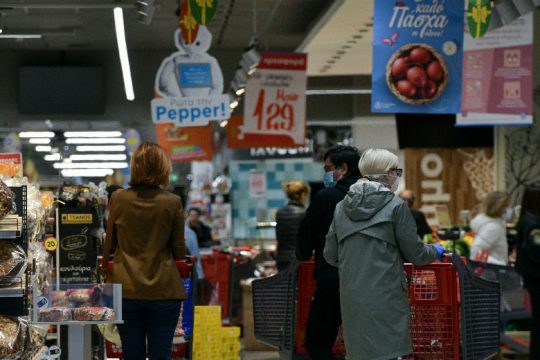 Πώς θα λειτουργήσουν τα καταστήματα μέχρι το Πάσχα