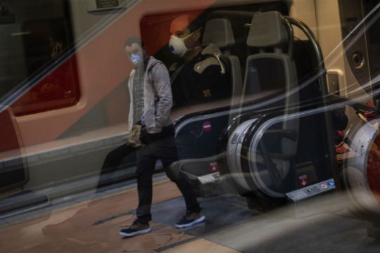 Υποχρεωτικά με μάσκα στα Μέσα Μαζικής Μεταφοράς  