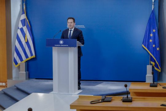 Στα επόμενα 24ωρα οι περιορισμοί στις μετακινήσεις για «ασυνεπείς»