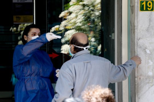 Οι Ταξιάρχες, η πεταλούδα στο Πεκίνο κι ο τεχνίτης