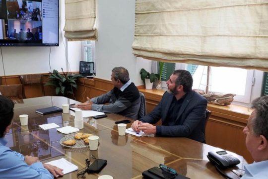 Τηλεδιάσκεψη για τα προβλήματα των παραγωγών της Κρήτης