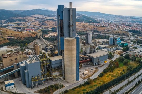 Αντιδράσεων συνέχεια για την καύση απορριμμάτων στο εργαστάσιο ΤΙΤΑΝ