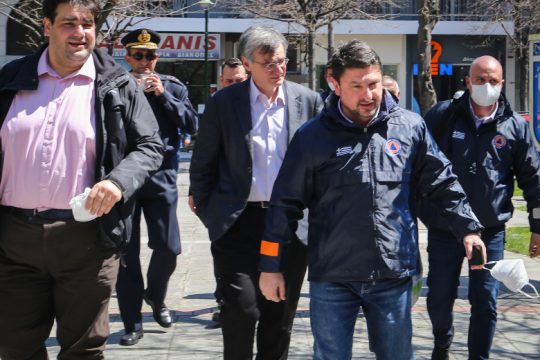 Στις 6 το απόγευμα οι ανακοινώσεις για τον οικισμό Ρομά στη Λάρισα