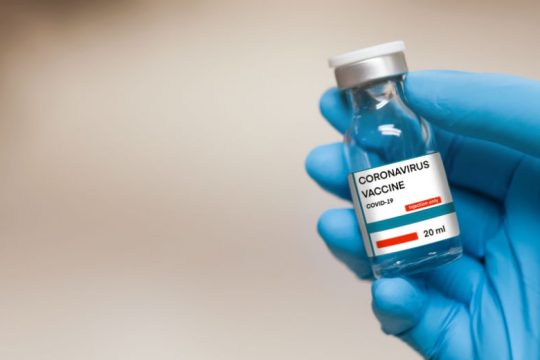 ΠΟΥ: Εμβόλιο για τον Covid-19, μετά από 12 μήνες τουλάχιστον