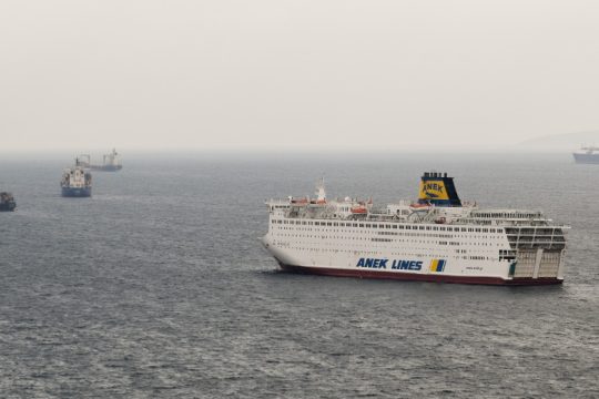 Πάνω από 100 κρούσματα κορονοϊού στο πλοίο «Ελ. Βενιζέλος»