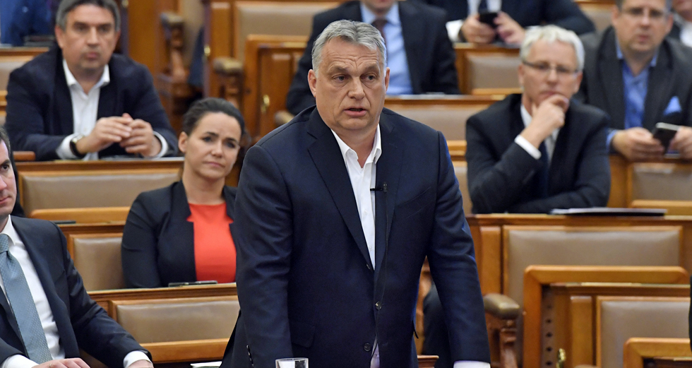 «Βικτάτωρ» Ορμπαν και με τη βούλα!