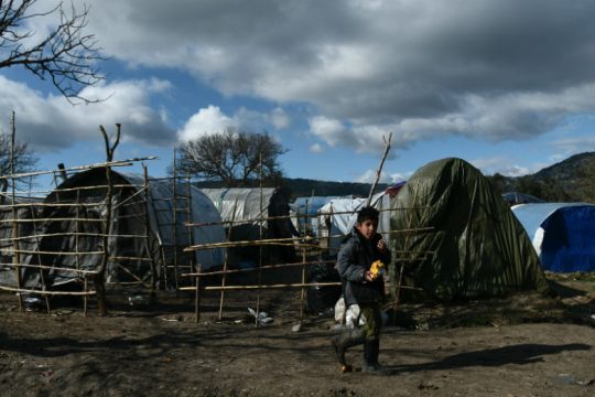 Αιματηρό παιχνίδι με κροτίδες στη ΒΙΑΛ
