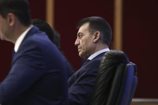 Αναζητούν σωσίβιο στη μείωση των ασφαλιστικών εισφορών