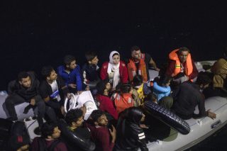 Χιακή Συμπολιτεία: Ντροπή τα συγχαρητήρια για τις παράνομες επαναπροωθήσεις