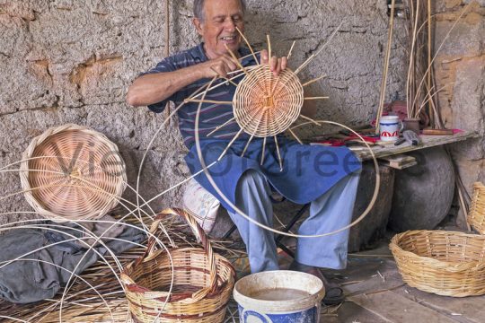 Μάθε τέχνη κι άσ’ τηνε…