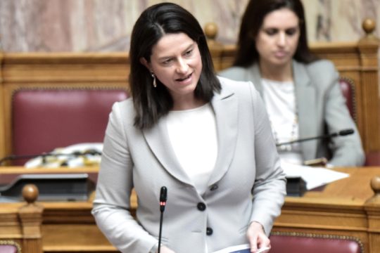 Λατινικά και αρχαιομανία