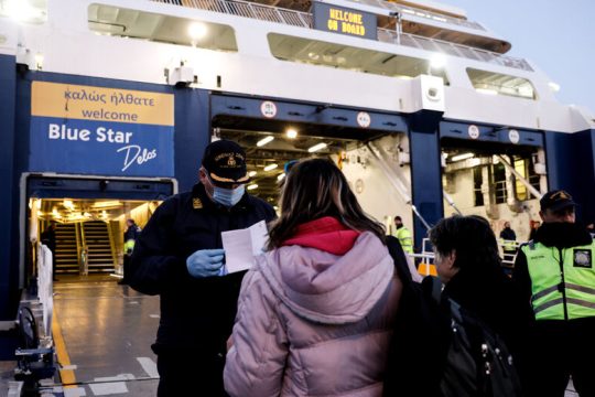 Με το 55% των επιβατών τα πλοία ώς τις 15 Ιουνίου
