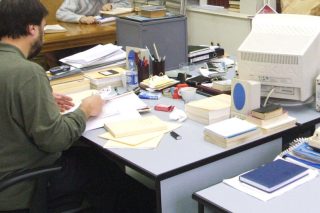 Πώς θα λειτουργούν οι δημόσιες υπηρεσίες από Δευτέρα
