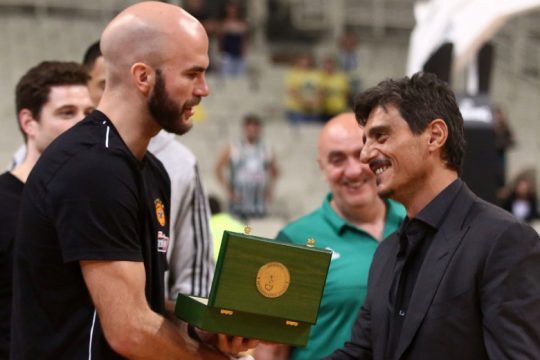 Κόβονται οι γέφυρες μεταξύ Νικ και ΠΑΟ