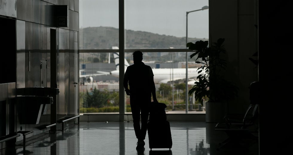 Έως το τέλος Μαΐου η υποχρεωτική καραντίνα για όσους έρχονται αεροπορικώς στην Ελλάδα