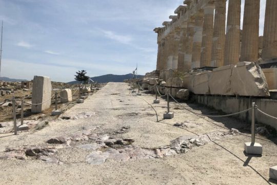 Νέες διαδρομές για τα ΑμεΑ στην Ακρόπολη