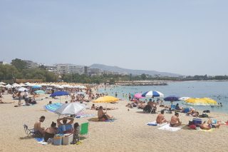 Οι πρώτες βουτιές από το… ενάμισι μέτρο