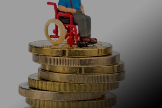 Περικόπτουν αναπηρικά επιδόματα
