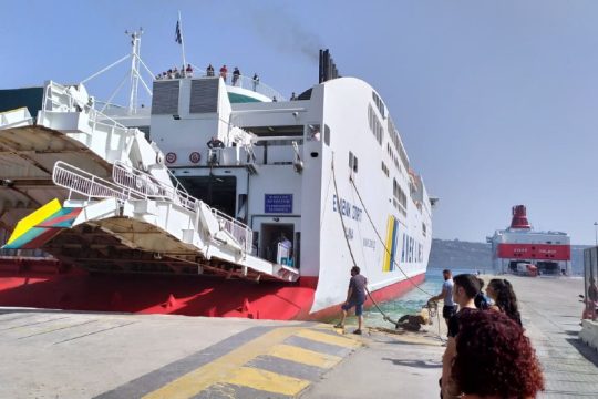 Κρήτη: Εφτασαν οι πρώτοι ταξιδιώτες μετά την καραντίνα