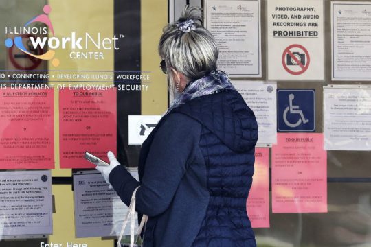 Ανεργία ρεκόρ στις ΗΠΑ εξαιτίας του κορονοϊού