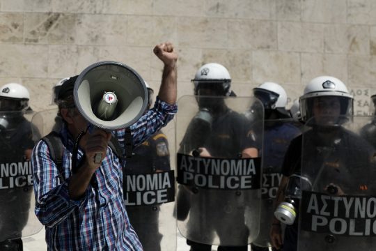 Τα κοινωνικά κινήματα ως νέοι θεσμοί