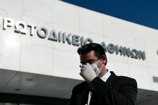 Δίκη Τοπαλούδη: «Ο αδελφός μου δεν την υπερασπίστηκε, αλλά δεν την χτύπησε»