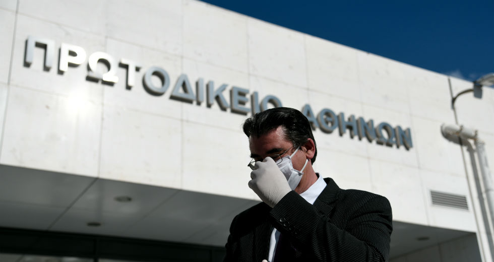 Δίκη Τοπαλούδη: «Ο αδελφός μου δεν την υπερασπίστηκε, αλλά δεν την χτύπησε»