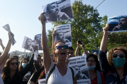 Η αλληλεγγύη, το όπλο του Βασίλη Δημάκη