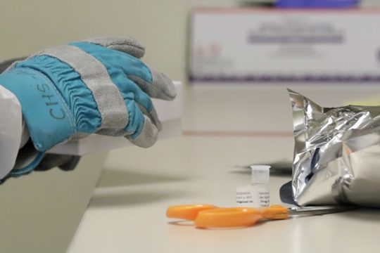 Η δοκιμή εμβολίου στην Οξφόρδη έχει 50% πιθανότητα επιτυχίας