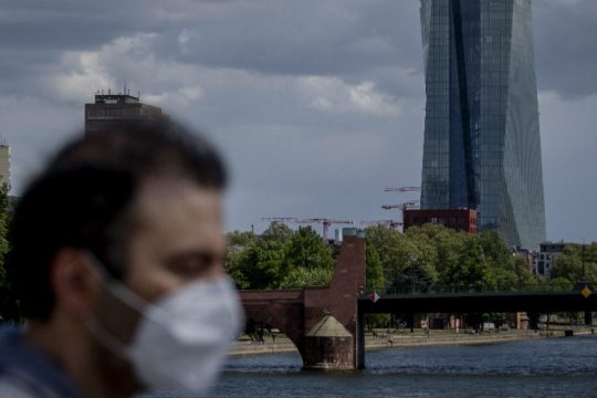 Τι απαντά η ΕΚΤ στην απόφαση του Συνταγματικού Δικαστηρίου της Γερμανίας