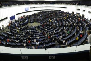 Θέμα στο Ευρωκοινοβούλιο οι παράνομες επαναπροωθήσεις
