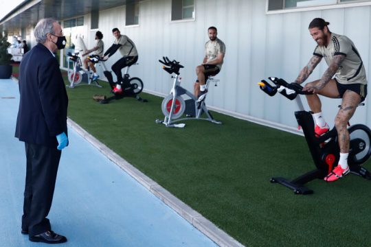 Το τηλεοπτικό ντέρμπι