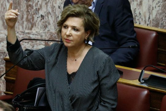 ΣΥΡΙΖΑ: Πόσες απευθείας αναθέσεις έχει κάνει η Κυβέρνηση με αφορμή την πανδημία;