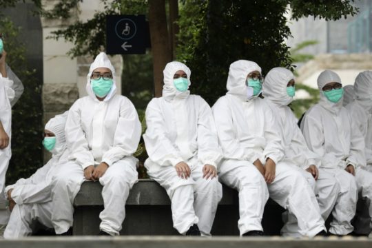 Πάνω από 260.000 οι νεκροί από κορονοϊό παγκοσμίως