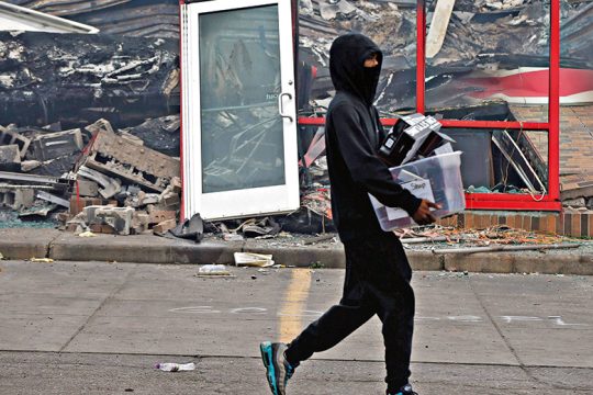 Δικαίωμα στο πλιάτσικο