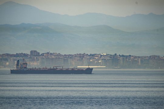 Στη Βενεζουέλα έφτασε το πρώτο πετρελαιοφόρο από το Ιράν